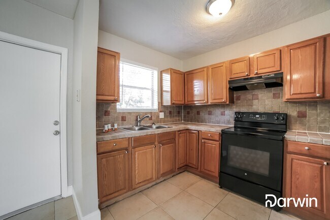 Building Photo - 3461 NW 2nd Street, Lauderhill, FL 33311