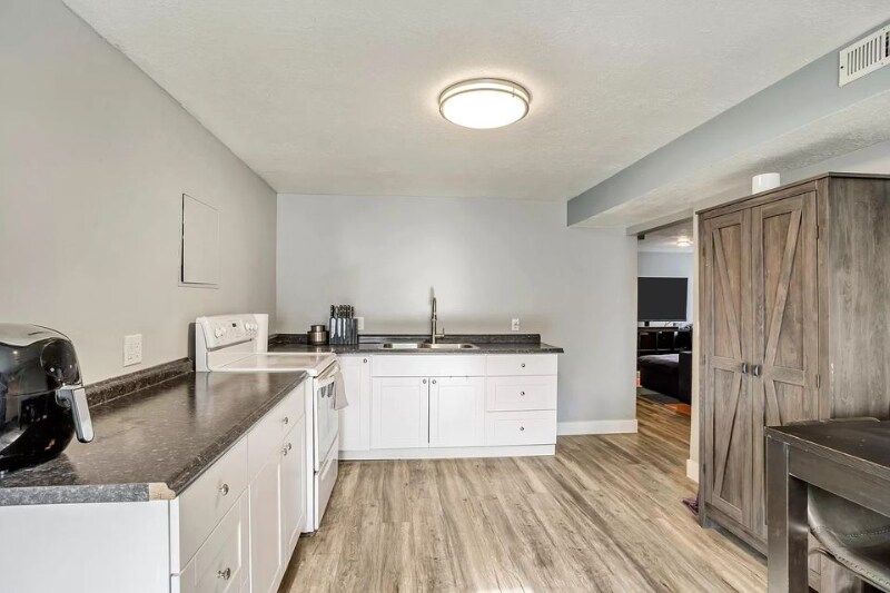 Foto principal - 1176 Brister Dr