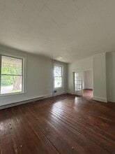 Building Photo - 84 E Strasburg Rd