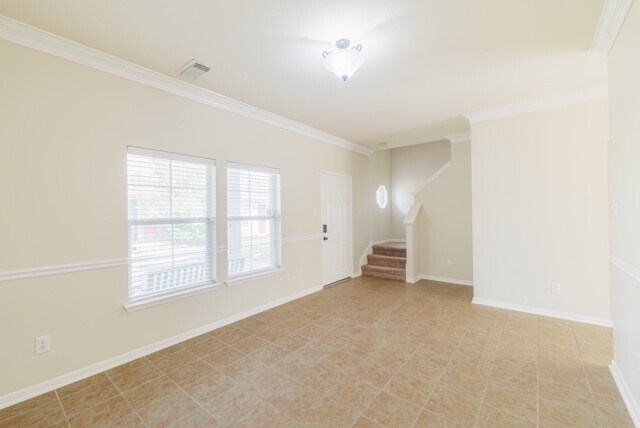 Building Photo - 6146 Settlers Lake Cir E