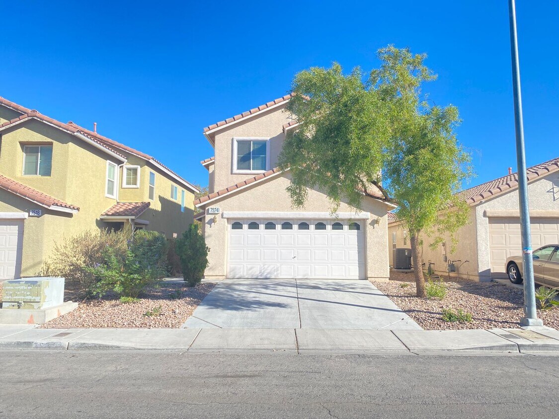 Foto principal - Beautiful 2-story single-family