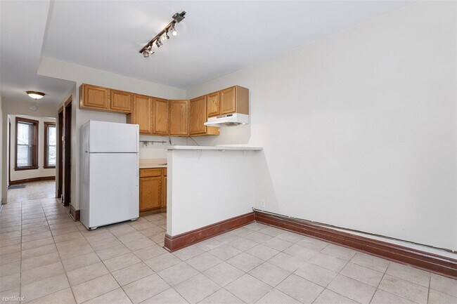 Foto del edificio - 2 br, 1 bath Condo - 1719 N Wood St Apt 1