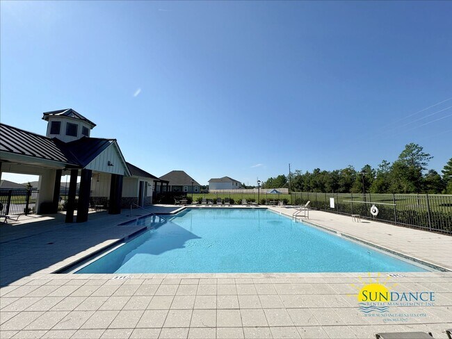 Building Photo - 4-Bedroom SOLAR ENERGY Home in Shoal River Landing!