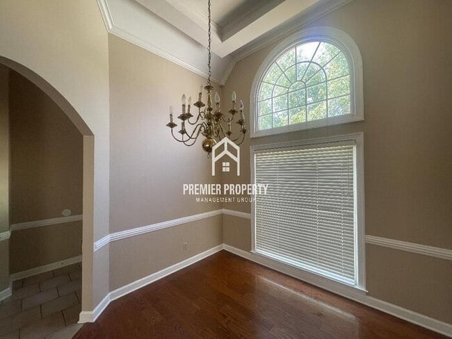 Building Photo - 6729 Booth Forrest Dr