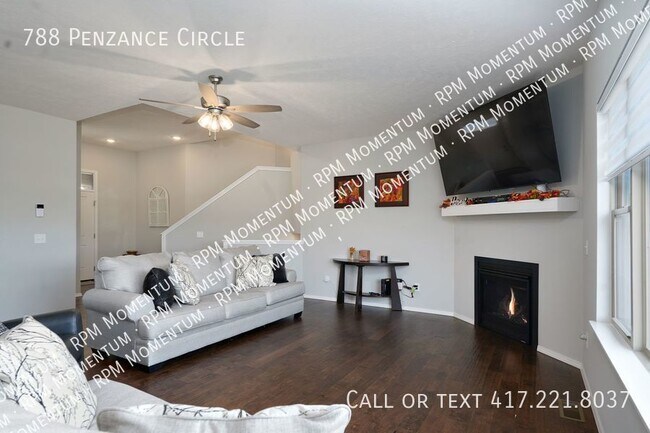 Foto del edificio - NEW 5 BED/4BATH HOME IN NIXA-READY FOR YOU