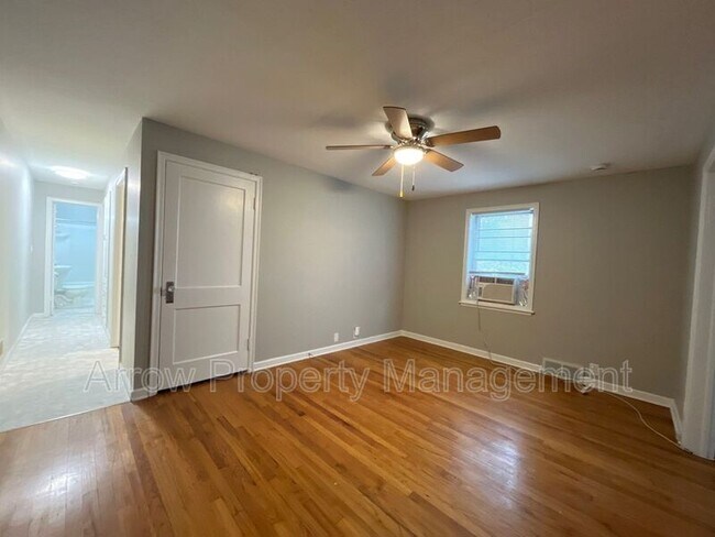 Foto del edificio - 1515 S 11th St