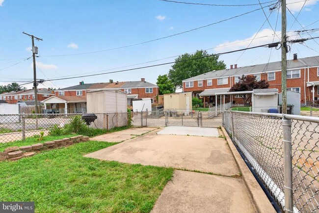 Building Photo - 7860 St Claire Ln