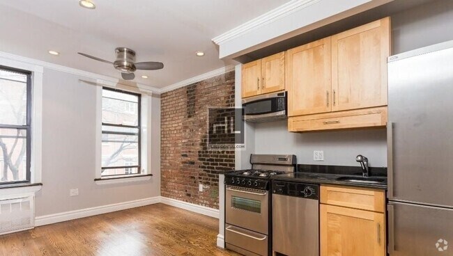 Building Photo - AMAZING 1 BR APARTMENT! WON’T LAST!! NO BR...