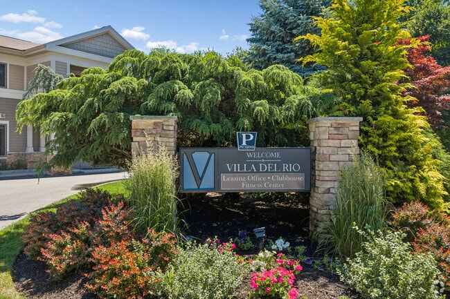 Leasing Office Sign - Villa Del Rio