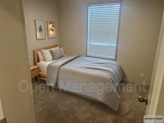 Foto del edificio - 3512-3512 Kelly St