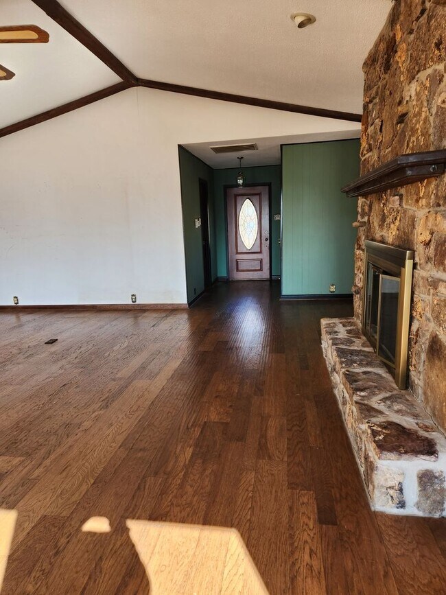 Foto del edificio - 2 Bedroom 2 Bathroom with study / office