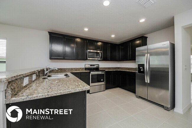 Building Photo - 1463 Swan Lake Cir