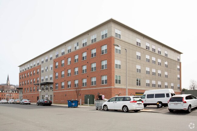 Foto principal - Bridgeview Center