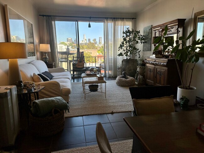 Photo - 400 S Lafayette Park Pl Apartment