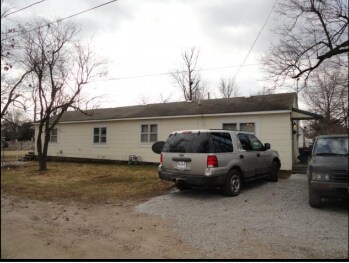 214 Brooks Front View - 214 E Brook Aly