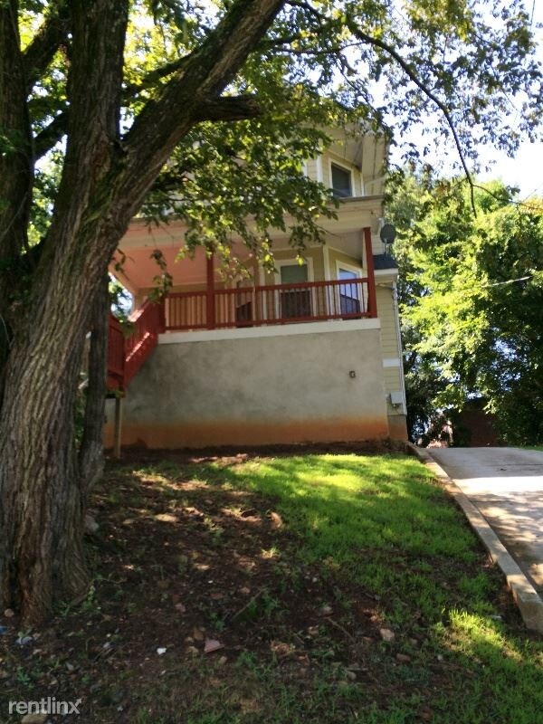Foto principal - 594 Thurmond St NW