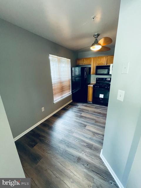 Building Photo - 7909 Fox Park Ct