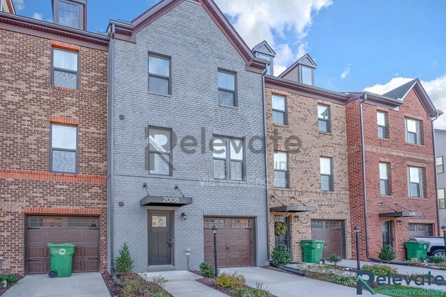 Photo - 2008 Old Manchester St House