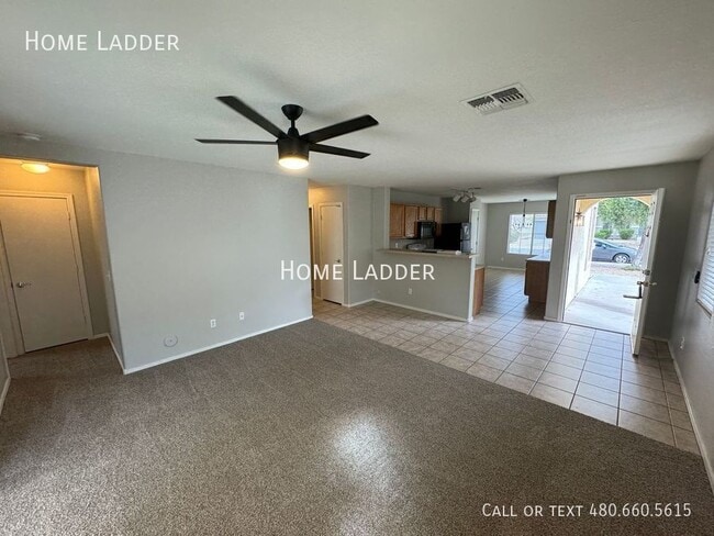 Foto del edificio - 44871 Gavilan Dr