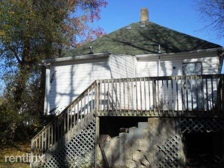Building Photo - 3 br, 1 bath House - 912 E Dale St