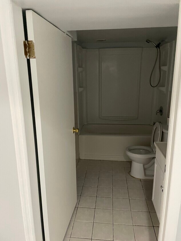 Foto del edificio - 22 Highland Ave