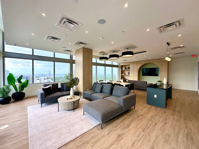 Foto del edificio - 527 SW 5th Ave