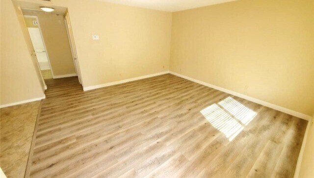 Foto del edificio - 729 S Knott Ave