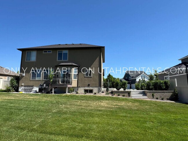 Foto del edificio - 698 S Lake View Dr