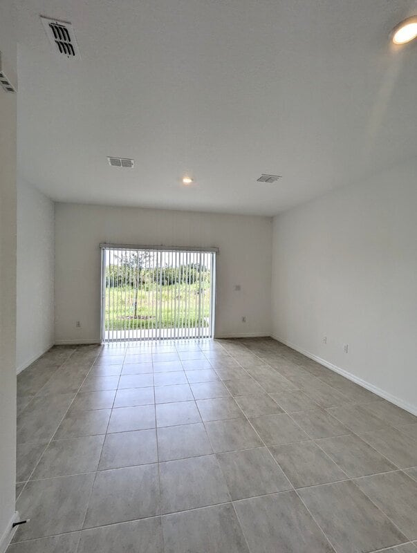 Building Photo - 6254 Whetstone Ct