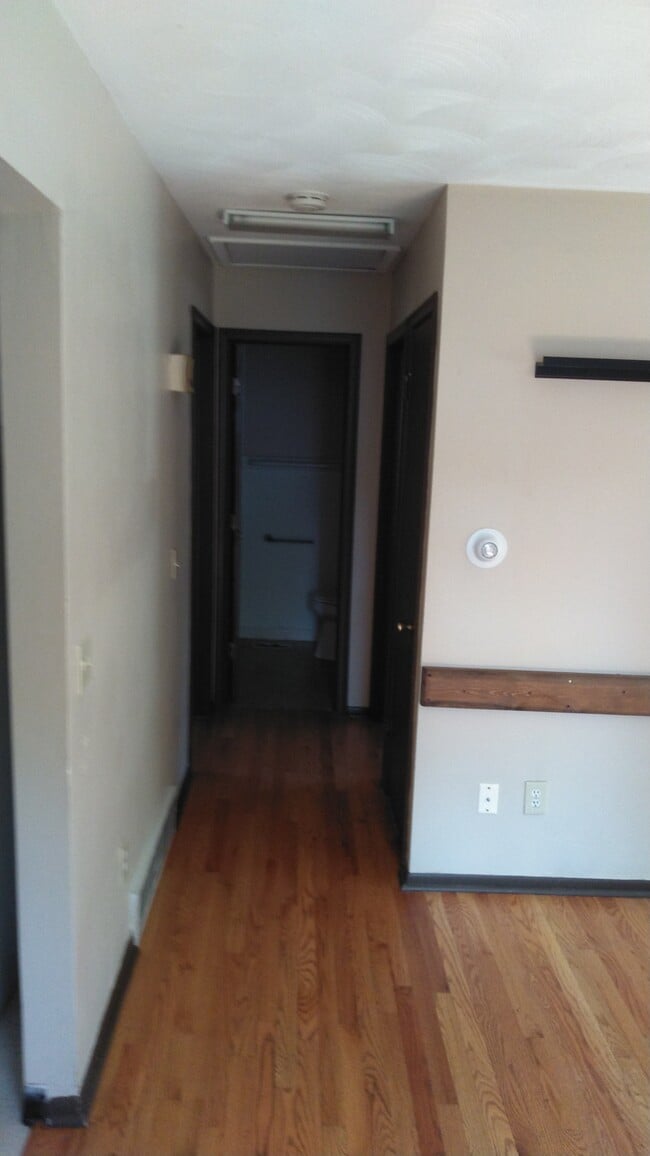 Building Photo - 1226 Frye Ave