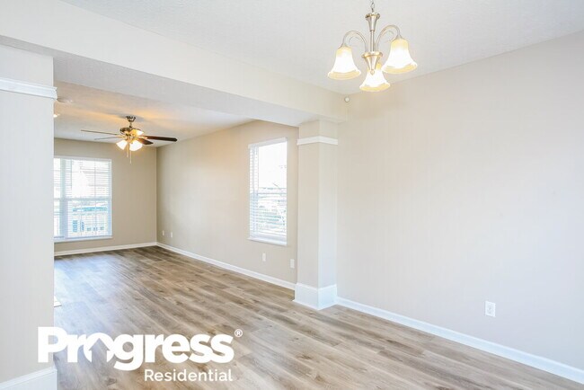 Foto del edificio - 18521 Harvest Meadows Dr W