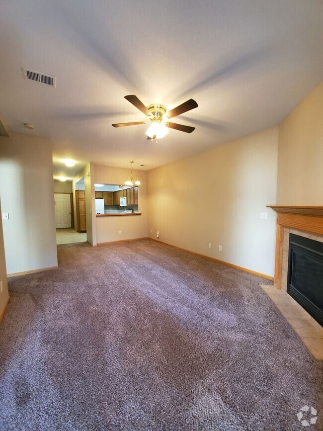 Building Photo - 950 52nd Ave Ct