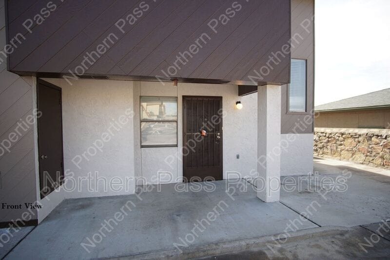 Primary Photo - 11604 Gordon Bays Way