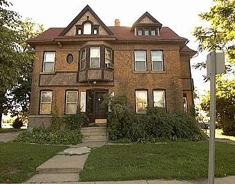 Building Photo - 1039 9th St