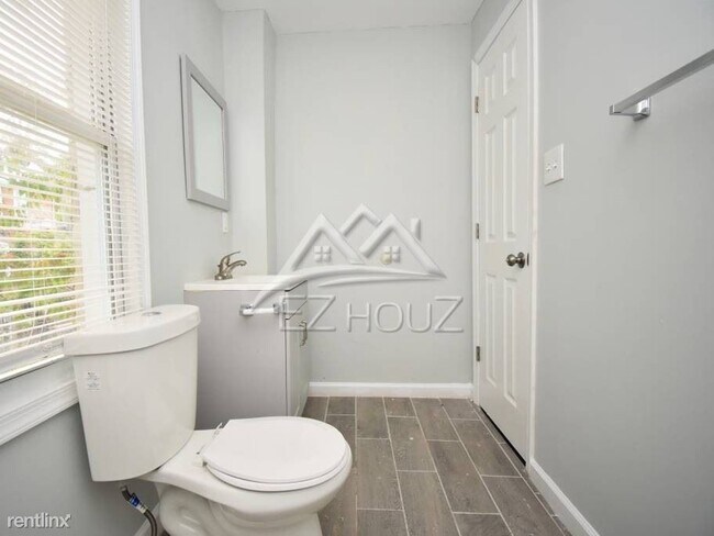 Building Photo - 2 br, 1 bath House - 1426 East Oliver Street