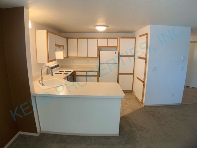 Foto del edificio - 7250 SE Thiessen Rd