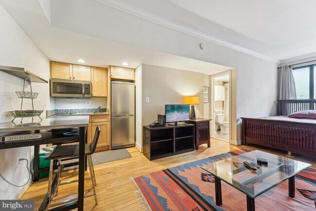 Foto del edificio - 1701 16th St NW