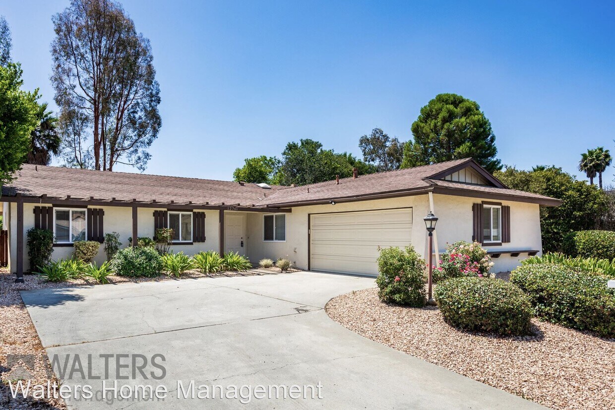 Primary Photo - 4 br, 2 bath House - 12741 Rios Rd