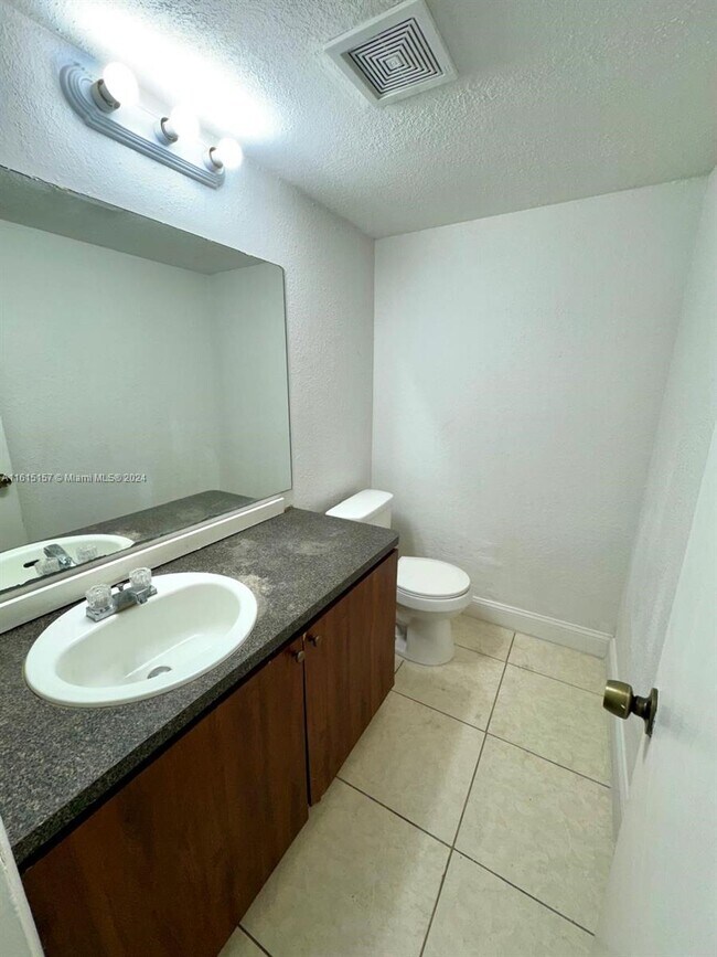 Building Photo - 3751 NW 115th Way