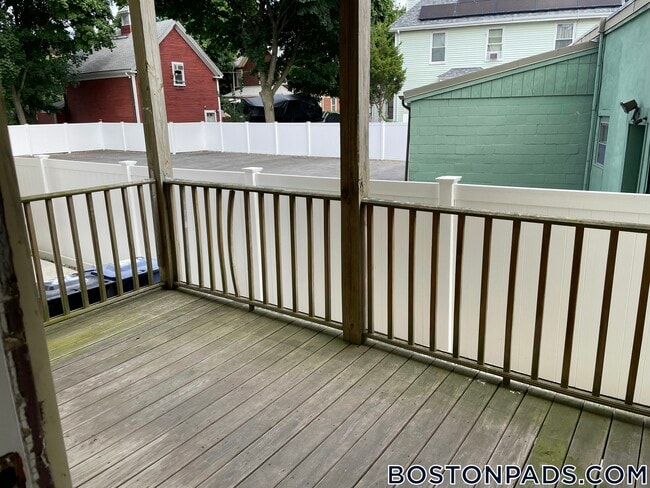 Building Photo - 78 Aldie St