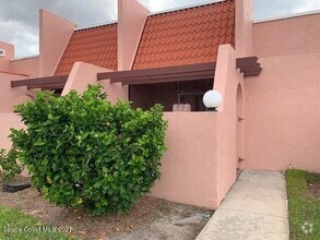 Building Photo - 748 S Orlando Ave