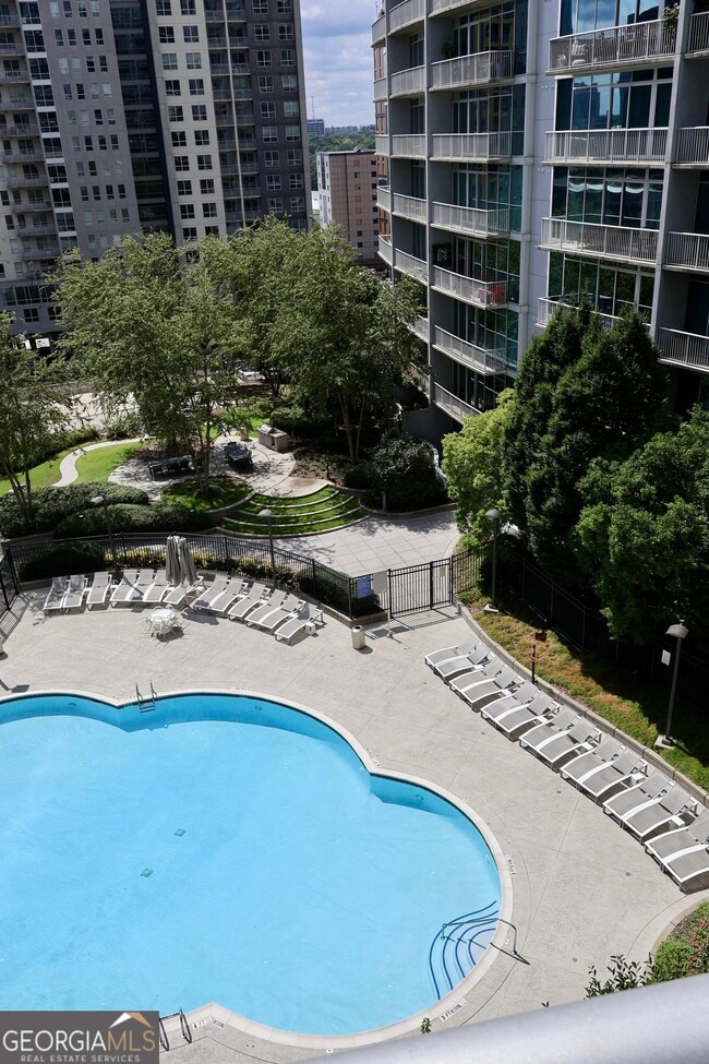 Building Photo - 950 W Peachtree St NW