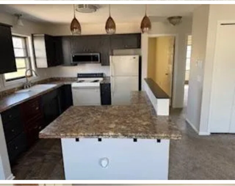 Foto del edificio - 3602 10th Ln NW