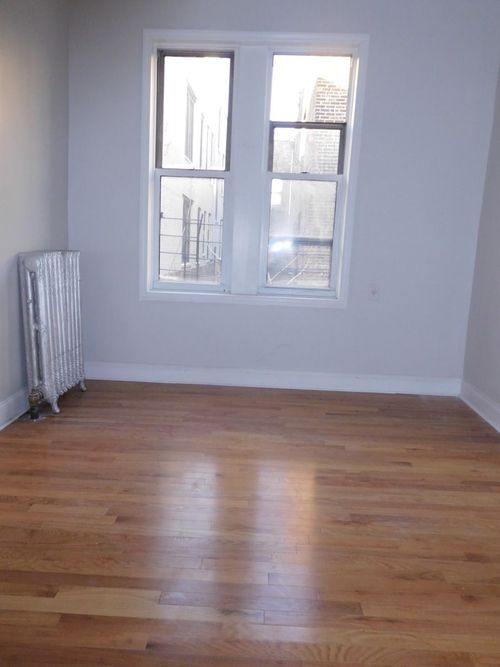 Building Photo - 507 W 170th St