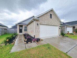 Building Photo - 31351 Horseshoe Meadow Bend Ln
