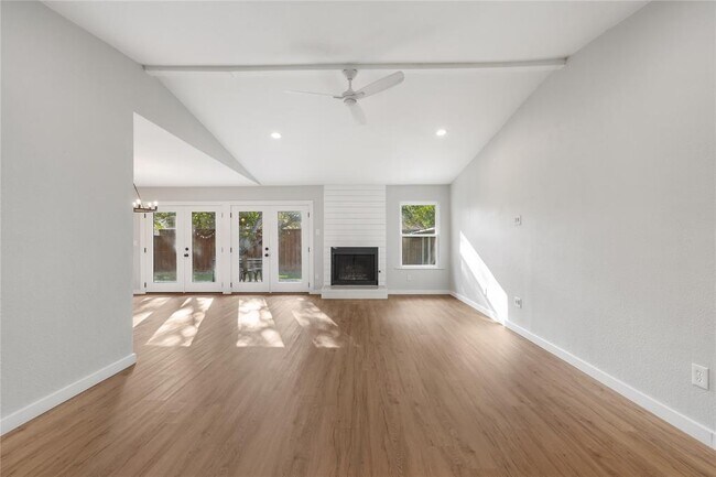 Foto del edificio - 7505 Burly Oak Cir