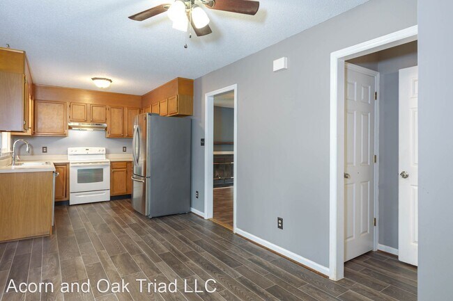 Foto del edificio - 3 br, 2 bath House - 102 Arcaro dr