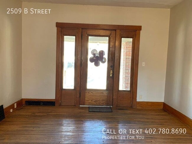 Building Photo - 2509 B St