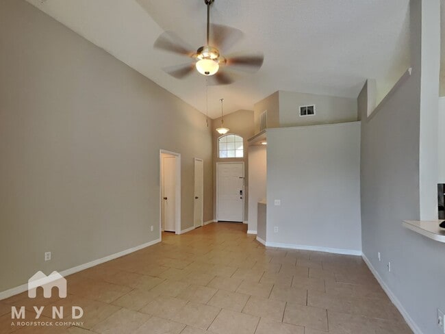 Building Photo - 10547 Cherry Oak Cir