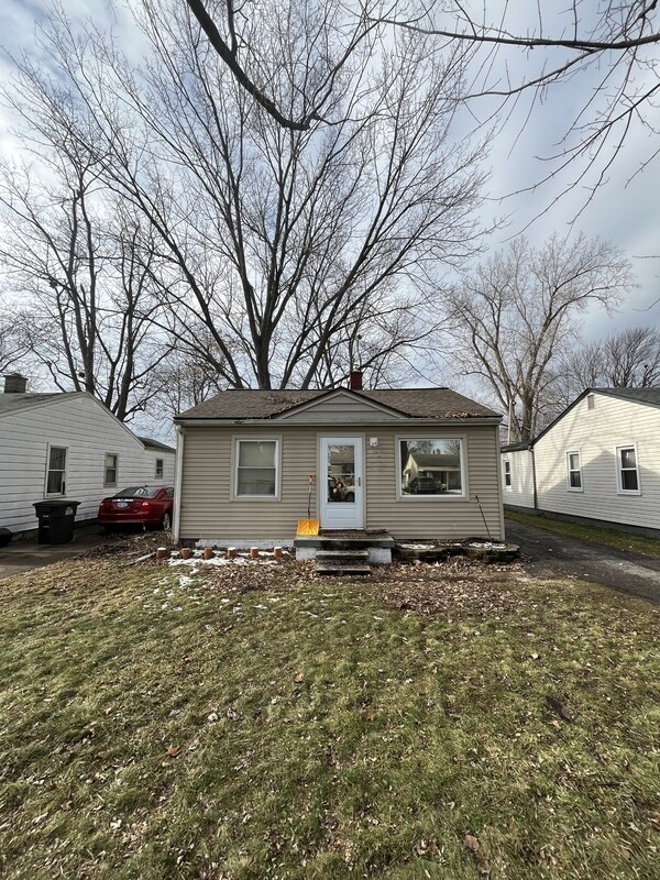 Foto del edificio - 15396 Buck St